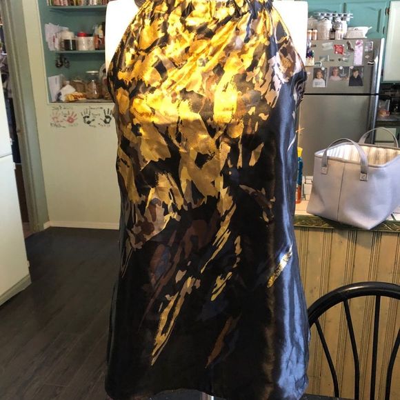 Ricki's Tops - Ricki’s size 2